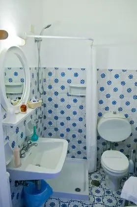 Standard Tek Büyük Yataklı Oda, Bahçe Manzaralı