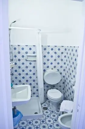 Standard Tek Büyük Yataklı Oda, Bahçe Manzaralı