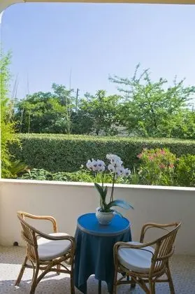 Superior Tek Büyük Yataklı Oda, Balkon, Deniz Manzaralı