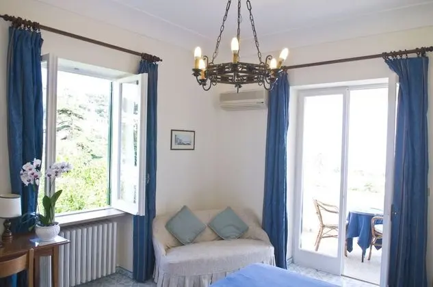 Superior Tek Büyük Yataklı Oda, Balkon, Deniz Manzaralı