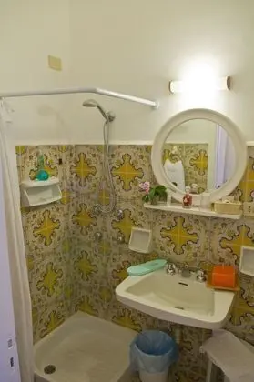 Superior Tek Büyük Yataklı Oda, Balkon, Deniz Manzaralı