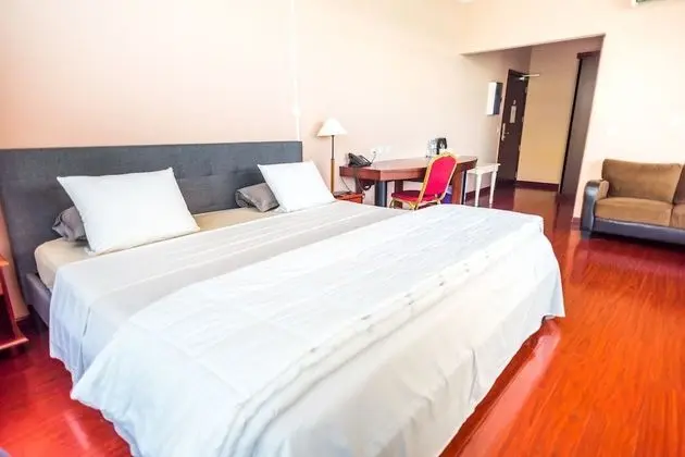 Premium Tek Büyük Yataklı Oda