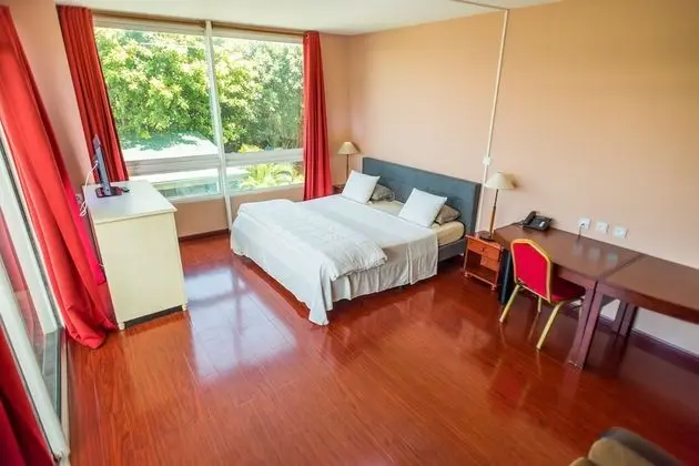 Premium Tek Büyük Yataklı Oda