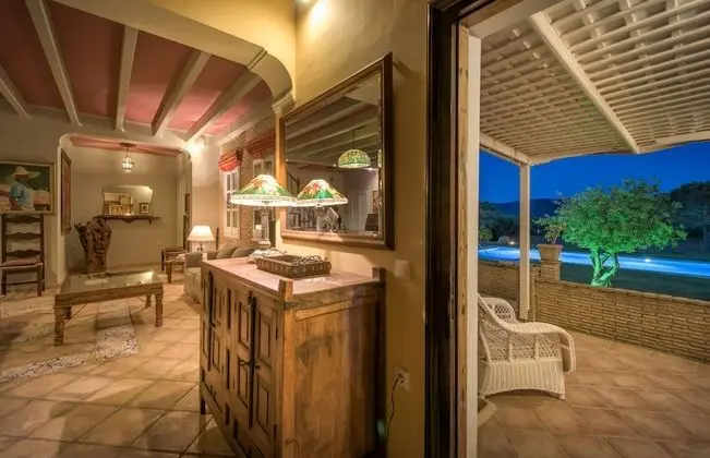 Classic Villa, Birden Çok Yatak Odası, Kişiye Özel Havuzlu (3 Houses)