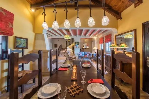Classic Villa, Birden Çok Yatak Odası, Kişiye Özel Havuzlu (3 Houses)
