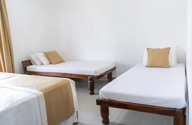 Deluxe Dört Kişilik Oda, 1 Yatak Odası, Balkon, Havuz Manzaralı
