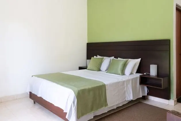 Deluxe Tek Büyük veya İki Ayrı Yataklı Oda, 1 Yatak Odası, Bahçe Manzaralı