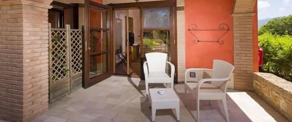 Standard Büyük Yataklı Tek Kişilik Oda