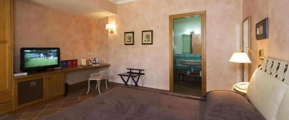 Standard Tek Büyük Yataklı Oda