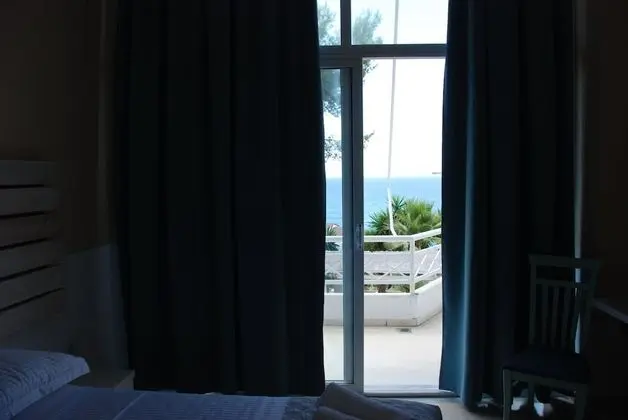 Double or Twin Room Seaview