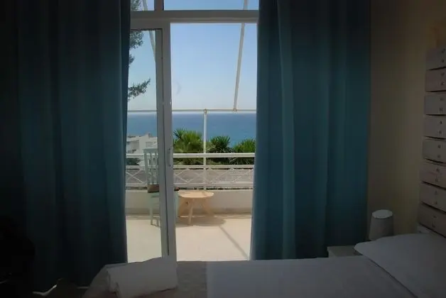 Double or Twin Room Seaview
