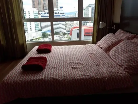 2 + 1 Bedroom Condo