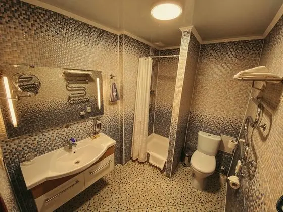 Comfort Tek Büyük Yataklı Oda