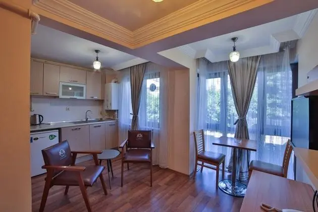 Apart Oda, Bahçe Manzaralı, Balkonsuz