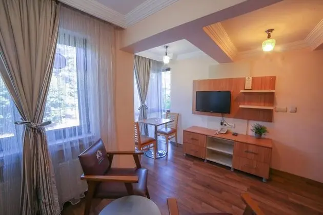 Apart Oda, Bahçe Manzaralı, Balkonsuz
