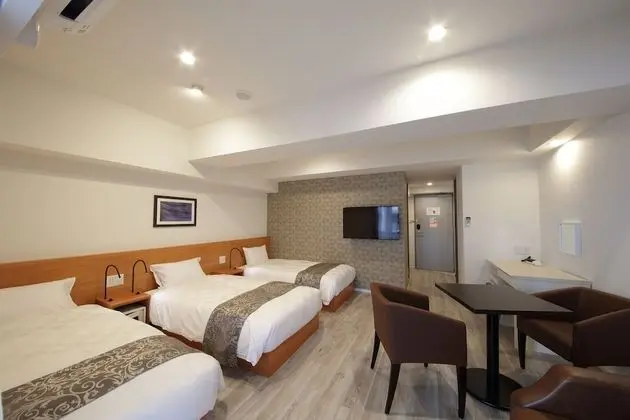 Deluxe Üç Kişilik Oda, Sigara İçilmez