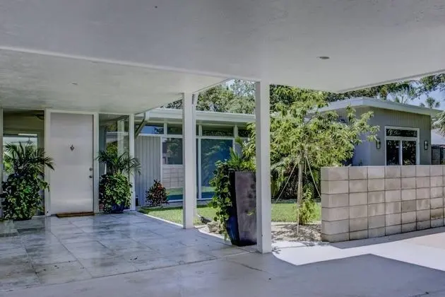 Ev (Sarasota Architecture Home)