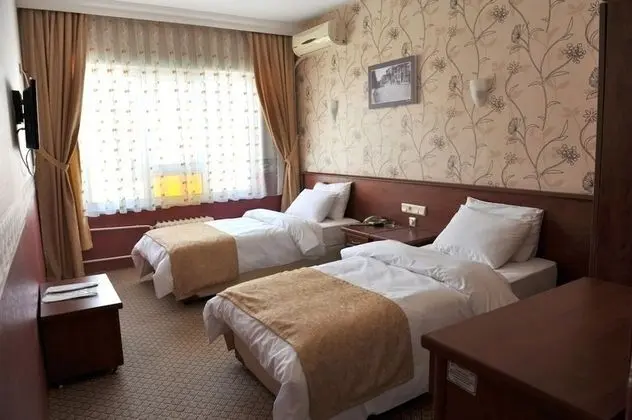 Tek Büyük Yataklı Oda