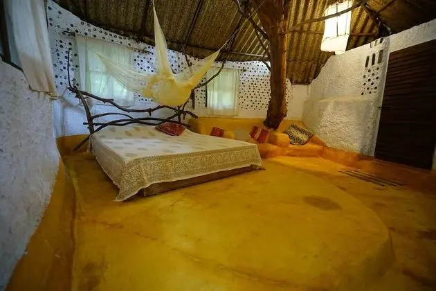Traditional Ev (Mud House)