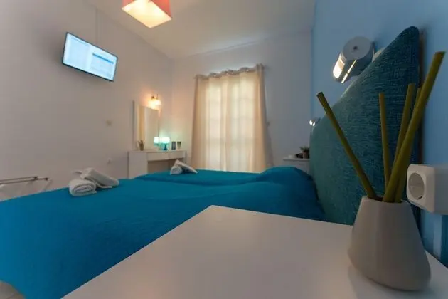 Basic Oda, 2 Tek Kişilik Yatak, Havuz Manzaralı