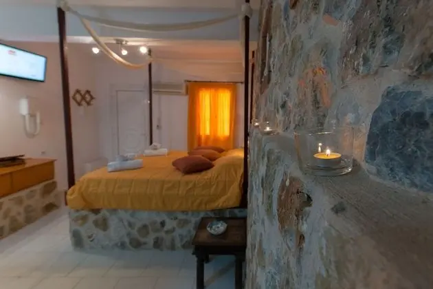 Design Tek Büyük Yataklı Oda, 1 Çift Kişilik Yatak
