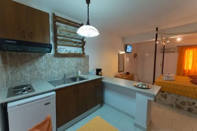 Design Tek Büyük Yataklı Oda, 1 Çift Kişilik Yatak
