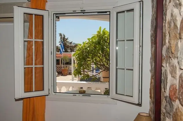 Design Tek Büyük Yataklı Oda, 1 Çift Kişilik Yatak