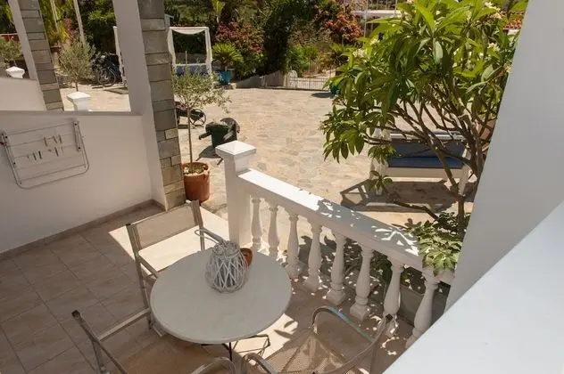 Design Tek Büyük Yataklı Oda, 1 Çift Kişilik Yatak