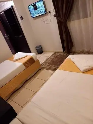 Classic Tek Büyük Yataklı Oda
