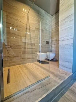 Deluxe Süit, Banyolu/Duşlu