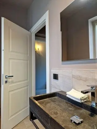 Deluxe Tek Büyük Yataklı Oda, Özel Banyo