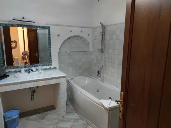 Tek Büyük Yataklı Oda, Teras, Deniz Manzaralı (3)