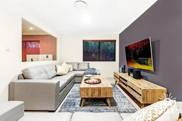 Ev, Birden Çok Yatak Odası (House Number 1 - Multiple Bedrooms )
