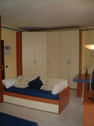 Tek Büyük Yataklı Oda, Özel Banyo (Private External Bathroom)