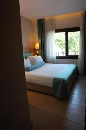 Çift Kişilik, Bahçe Manzaralı, Balkonsuz