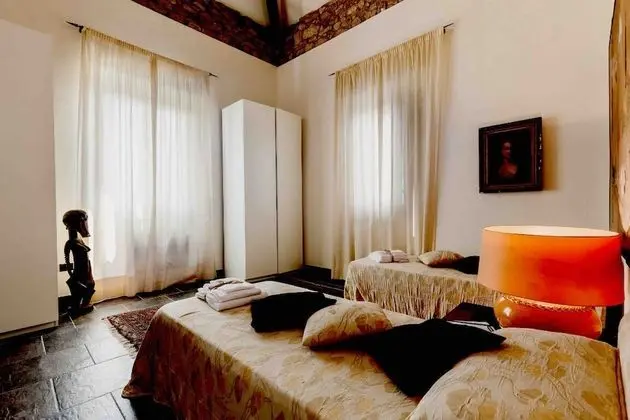 Ev, 4 Yatak Odası, Şömine