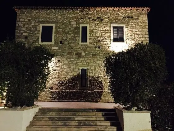 Ev, 4 Yatak Odası, Şömine