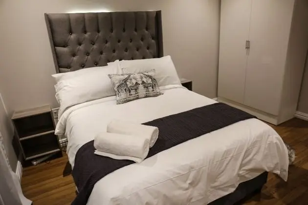 Süit, Havuz Manzaralı (Double)