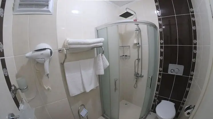 Standard Üç Kişilik Oda