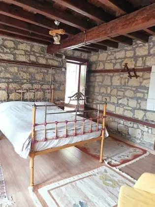 Taş Oda