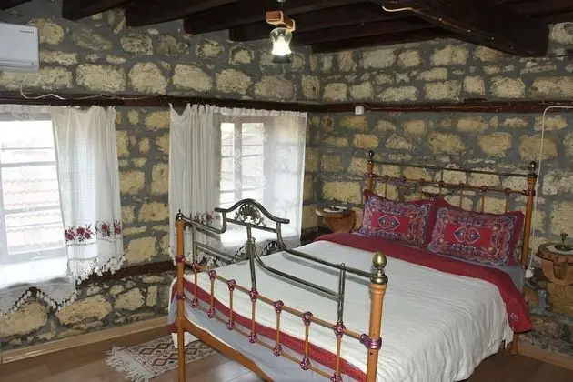 Taş Oda