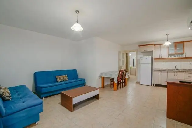 Apart 1+1 Oda, Bahçe Manzaralı, Balkonlu
