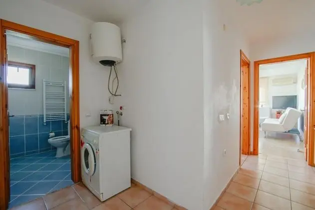 Apart 2+1 Oda, Bahçe Manzaralı, Balkonlu