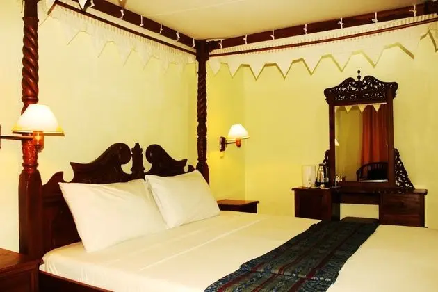 Deluxe Tek Büyük Yataklı Oda, Bahçe Manzaralı