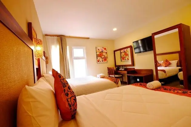 Deluxe Üç Kişilik Oda