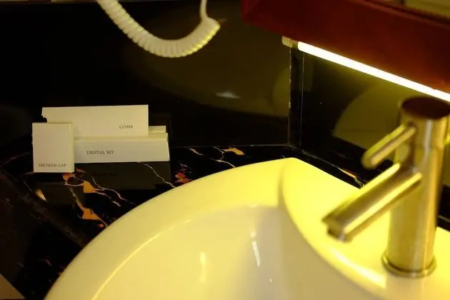Deluxe Üç Kişilik Oda