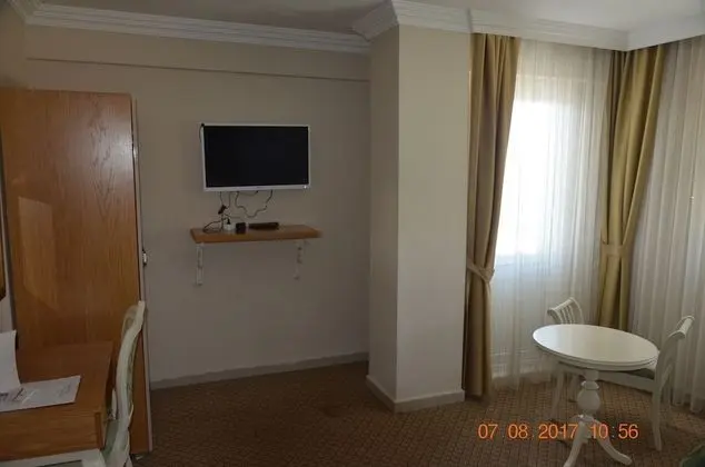 Tek Büyük veya İki Ayrı Yataklı Oda