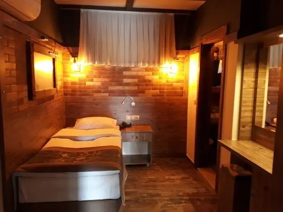 Deluxe Junior Suit, Havuz veya Bahçe Manzaralı