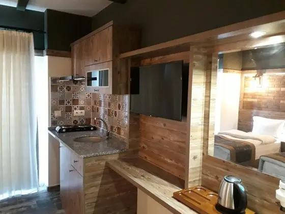 Deluxe Oda Balkonlu, Havuz veya Bahçe Manzaralı