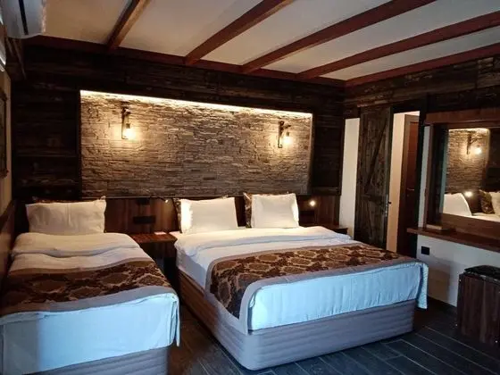 Suite, Şehir veya Dağ Manzaralı, Balkonlu
